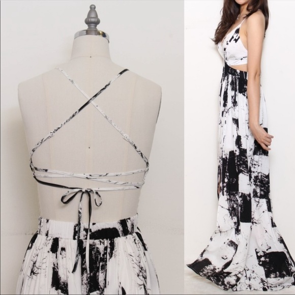 Tie-Dye Maxi Dress - Picture 2 of 3